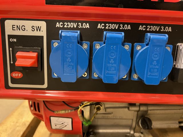 895265-4 Generator Thunder LB2600 2kW