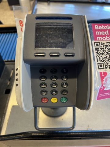 895315-5 Checkout counters 2 conveyor belts, scale, screen, scanners, printers