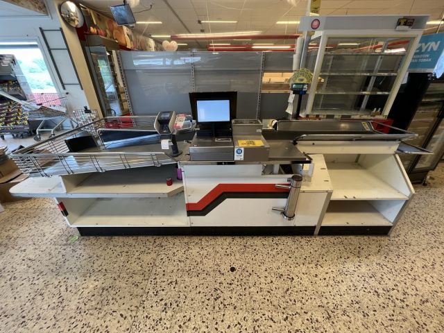 895315-20 Checkout counters 2 conveyor belts, scale, screen, scanners, printers