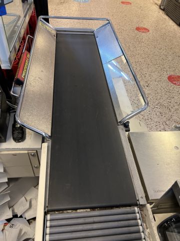 895315-24 Checkout counters 2 conveyor belts, scale, screen, scanners, printers