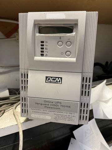 895315-28 Checkout counters 2 conveyor belts, scale, screen, scanners, printers