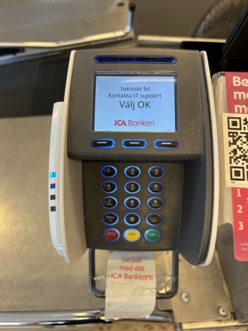 895315-30 Checkout counters 2 conveyor belts, scale, screen, scanners, printers