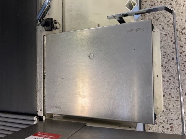 895315-33 Checkout counters 2 conveyor belts, scale, screen, scanners, printers