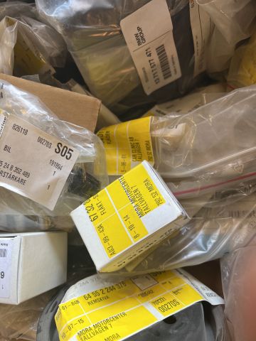 896715-17 BMW Original Parts Part 5