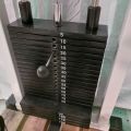 881703-9 Chest press Technogym