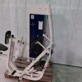 881704-4 Seated rowing machine with chest support C-curve