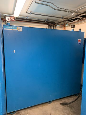 810301-1 Oil tank for engine oil 6900 liters with oil pump