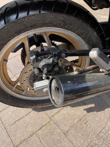 886612-10 Suzuki GSX 750 - 1984