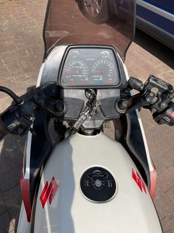 886612-13 Suzuki GSX 750 - 1984