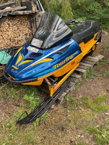 886613-2 Ski-Doo MXZ 670 0.7 - 1996