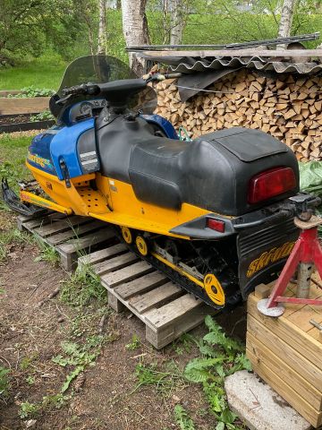 886613-3 Ski-Doo MXZ 670 0.7 - 1996