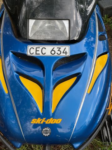 886613-11 Ski-Doo MXZ 670 0.7 - 1996