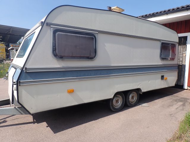 910995-1 Caravan Adria 535 - 1985
