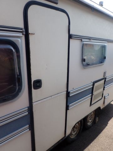 910995-4 Caravan Adria 535 - 1985