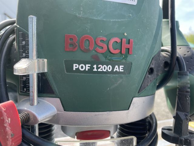 881730-5 Manual router Bosch POF 1200 AE