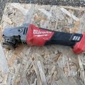 881734-3 Angle grinder Milwaukee M18 CAG125X, battery charger and battery