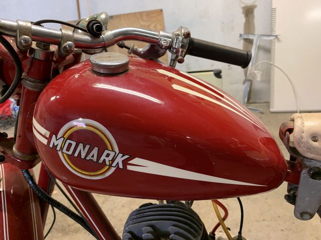 810303-5 Veteran motorcycle Monark CZ M / 300 -1950