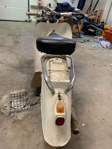 810304-9 Veteran moped Husqvarna