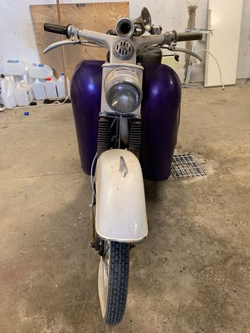 810304-10 Veteran moped Husqvarna