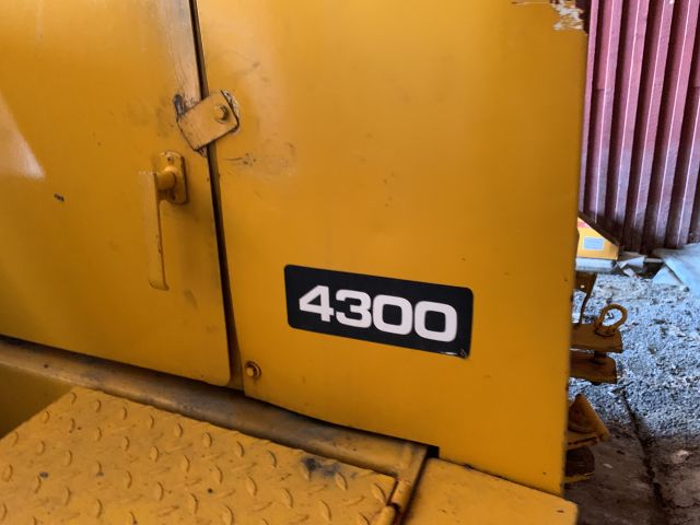 810309-7 Wheel loader Volvo BM 4300