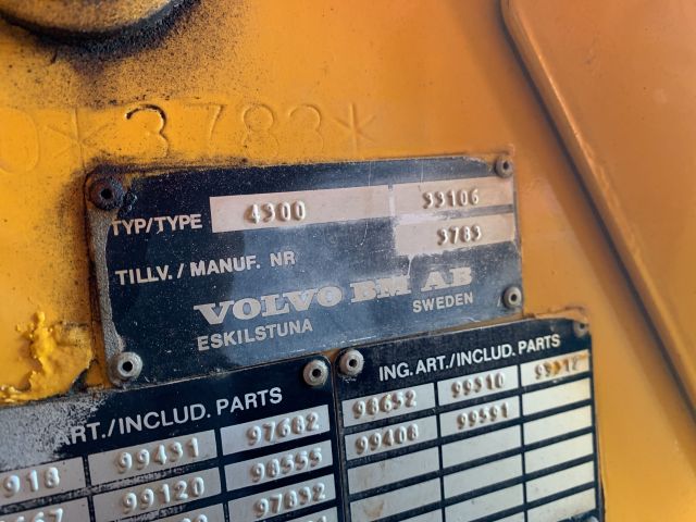 810309-21 Wheel loader Volvo BM 4300