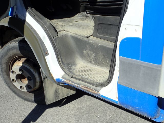 861763-75 Iveco Daily 65C15 Van 2.8 146hp, 2002