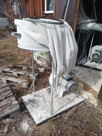 889080-1 Chip suction