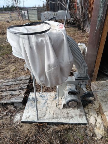 889080-2 Chip suction