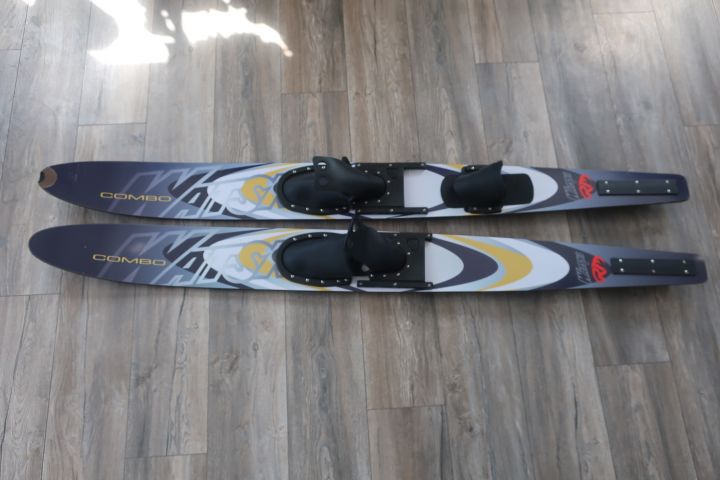 912191-2 Water skiing - Watski Combo