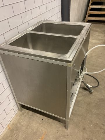 886622-8 Water bath with 2 wells