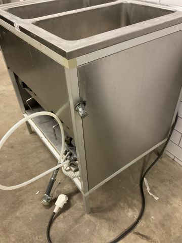 886622-9 Water bath with 2 wells