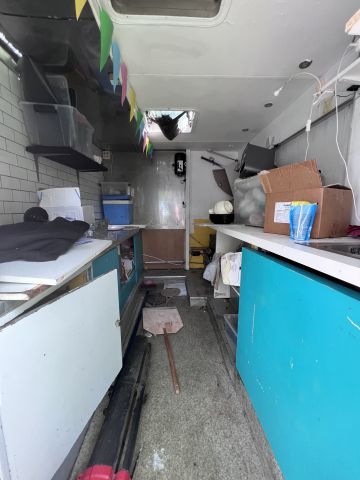 803994-6 Foodtruck - Ford Transit - Reperationsobjekt