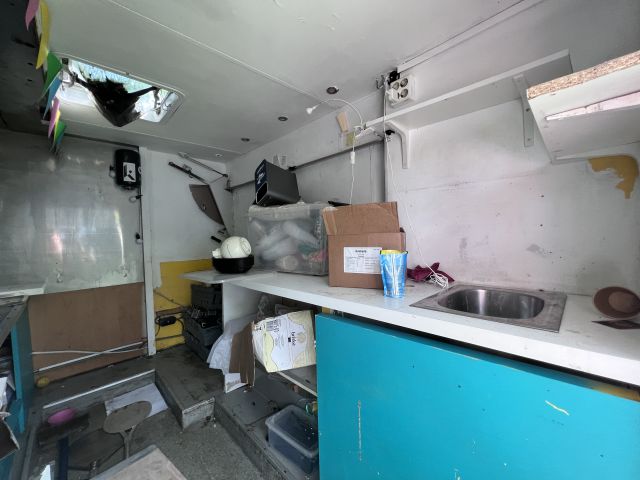 803994-8 Foodtruck - Ford Transit - Reperationsobjekt