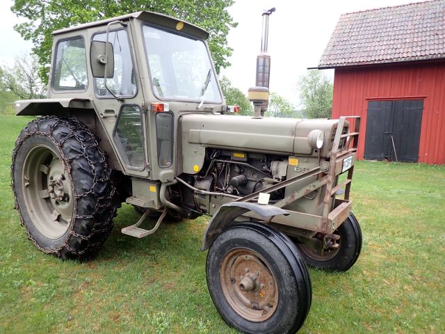912911-2 Tractor Volvo BM T650 - 2000