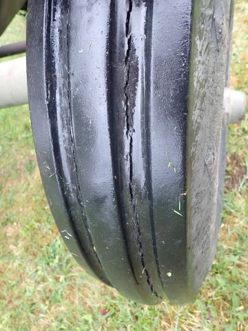 912911-15 Tractor Volvo BM T650 - 2000