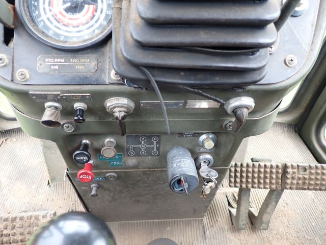 912911-24 Tractor Volvo BM T650 - 2000