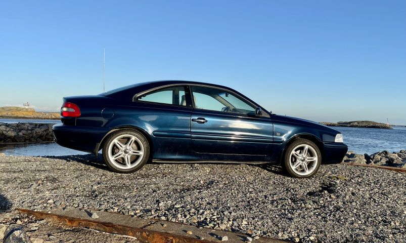 912937-4 Volvo C70 Coupé 2.4T -2000