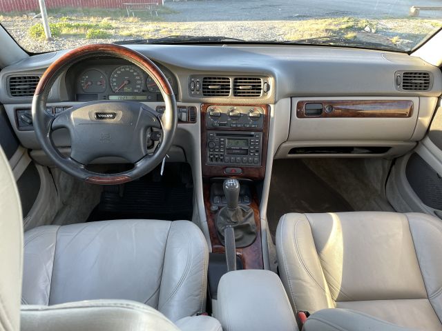 912937-13 Volvo C70 Coupé 2.4T -2000