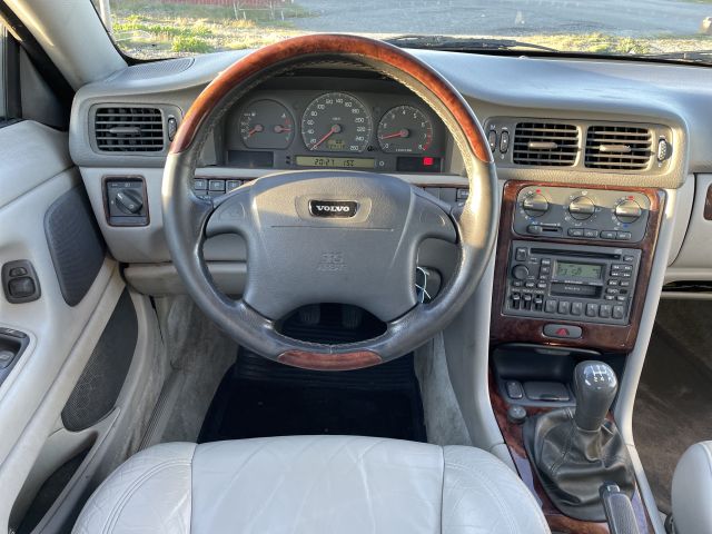 912937-14 Volvo C70 Coupé 2.4T -2000