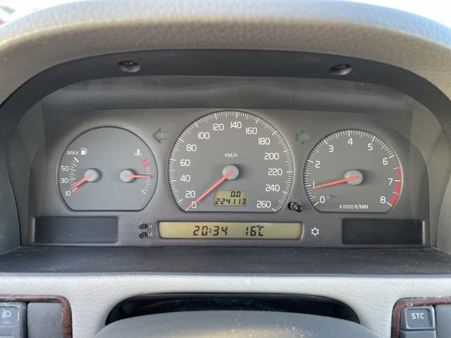 912937-17 Volvo C70 Coupé 2.4T -2000