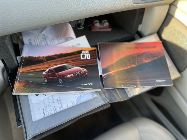 912937-19 Volvo C70 Coupé 2.4T -2000