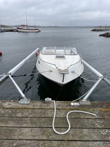 912938-4 Motorboat Mariah SC19 Daycruiser -2004