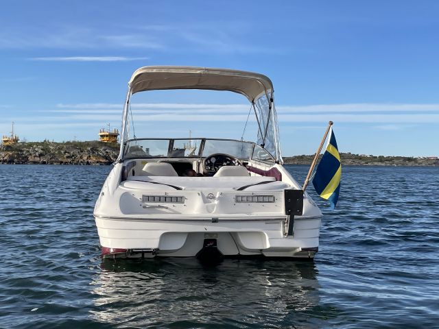 912938-6 Motorboat Mariah SC19 Daycruiser -2004