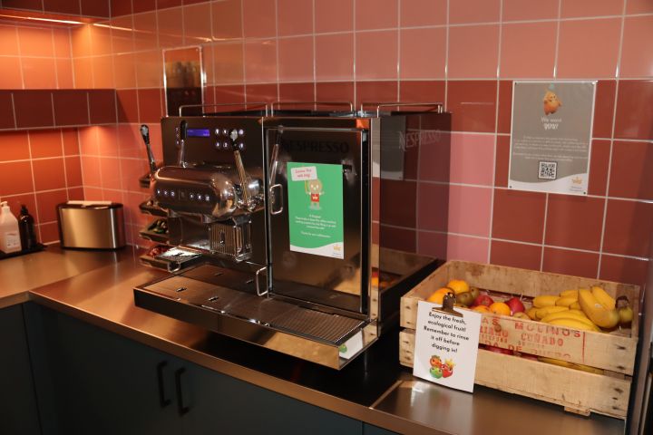 913562-1 Nespresso kaffemaskin AG220