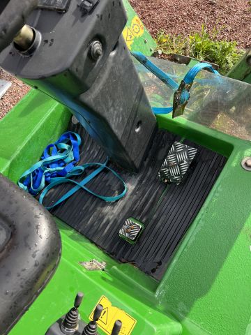 896750-9 Lawn mower John Deere 900