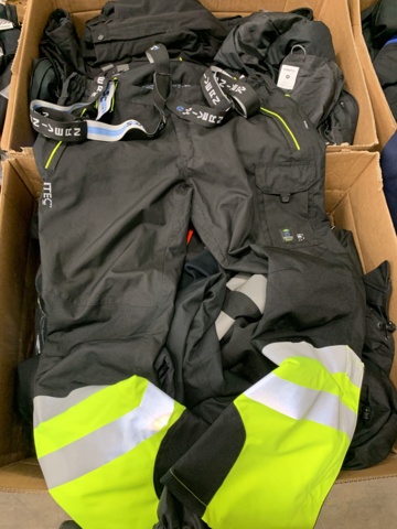 913630-17 Party with work clothes - Björnkläder, Gesto, Fristads