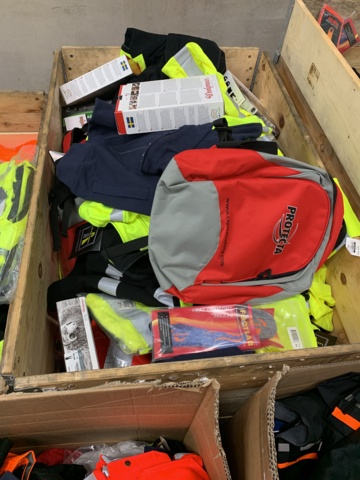 913630-28 Party with work clothes - Björnkläder, Gesto, Fristads