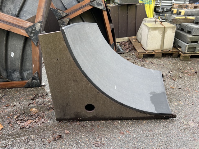 869140-2 Skate park in about 30 parts, Parkitect