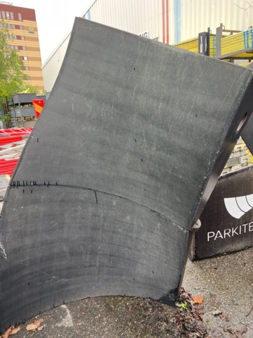 869140-7 Skate park in about 30 parts, Parkitect