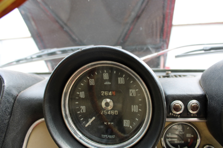 906596-18 Jensen Interceptor MK I - 1968